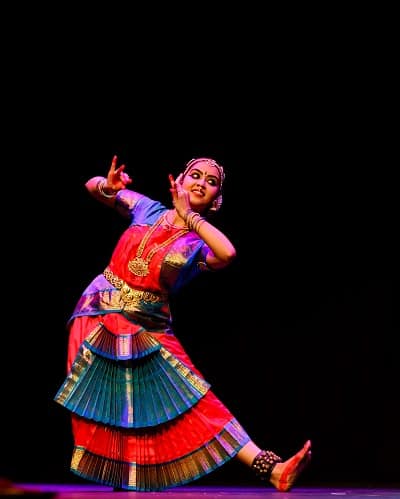Dance.Indian Link